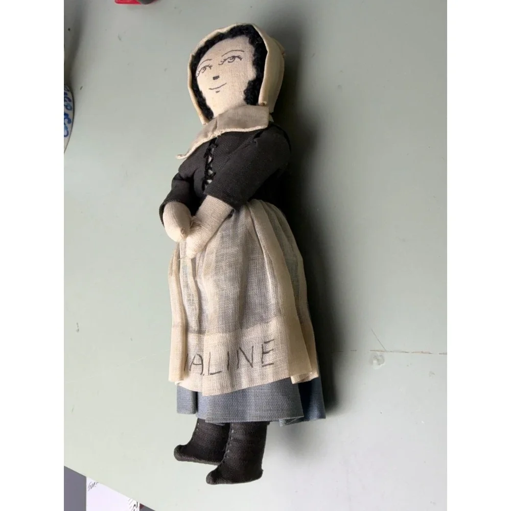 Vintage Handmade Cloth Folk Art Doll Evangeline Embroidered Prairie‎ Dress 15